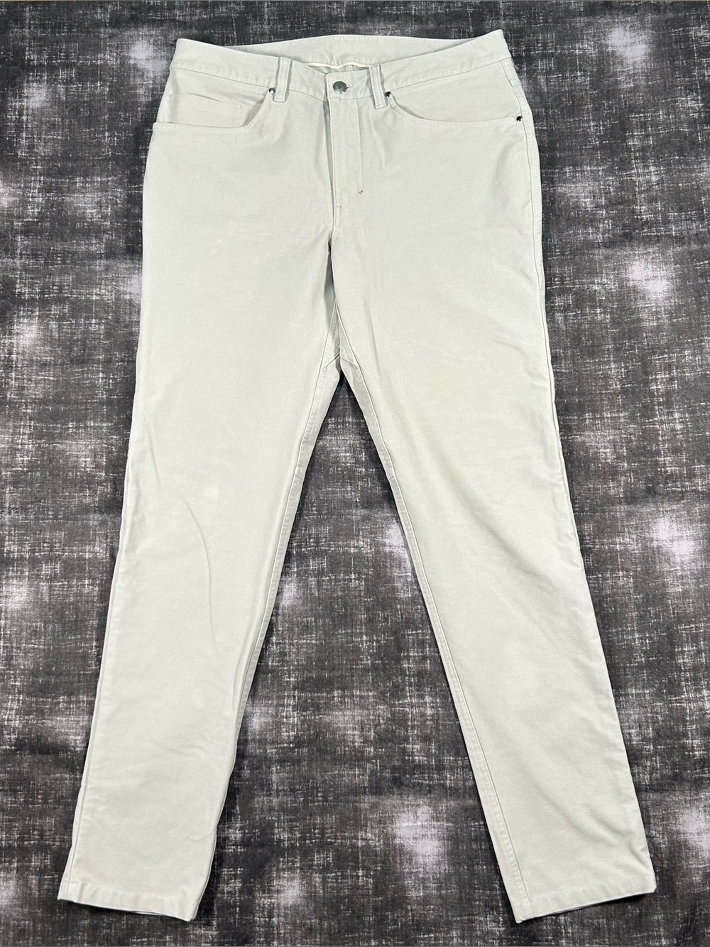 Lululemon ABC Pants Men 32*34x31 Light Gray Classic Slim Utilitech 5Pocket Chino